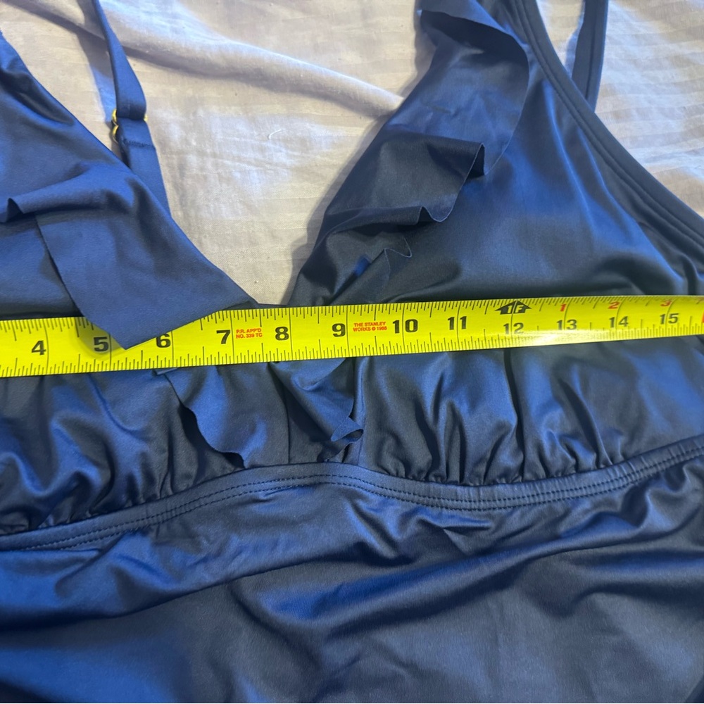 NWT Sonnet Shores JCPenney Blue Ruffled, and   Size 18 W. Color: Navy - Picture 10 of 13